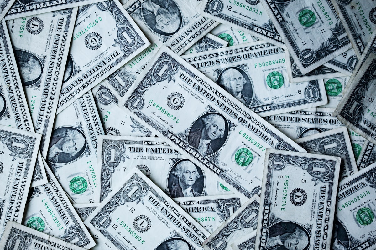 Investor sentiment and crypto market risk around August 15, 2026